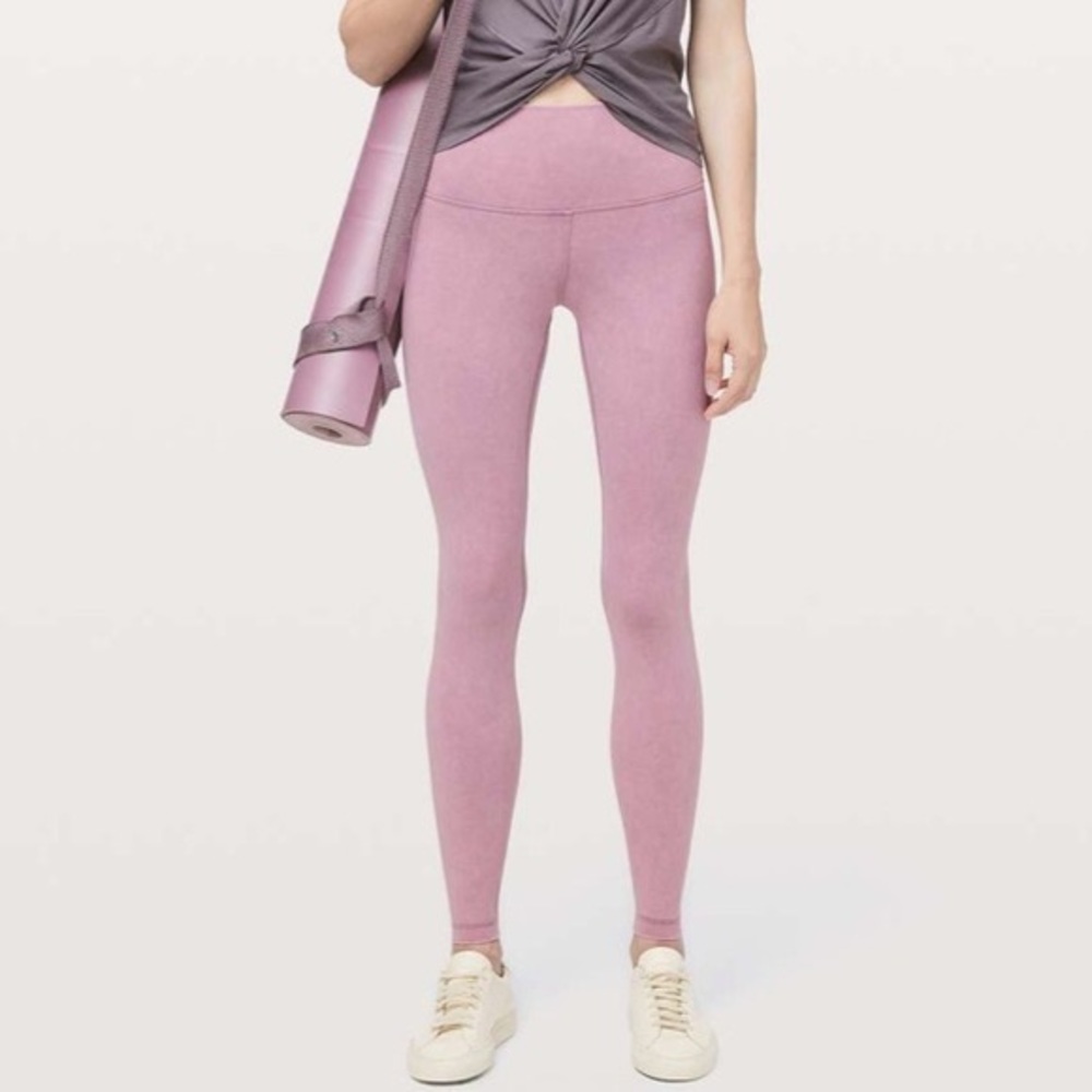 Lululemon light pink wunder under leggings